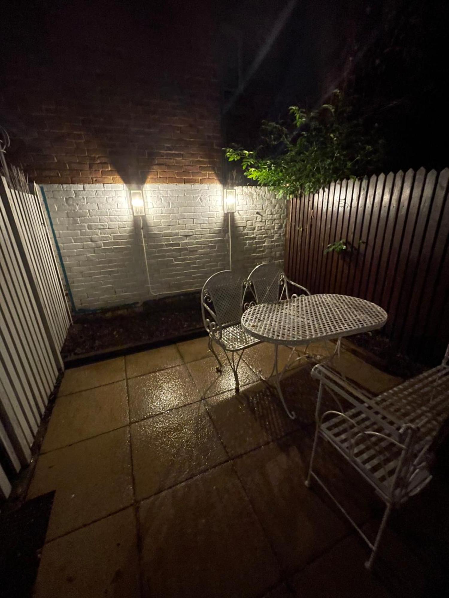 Victorian Refuge-City Centre-3Bedroom House Canterbury Esterno foto